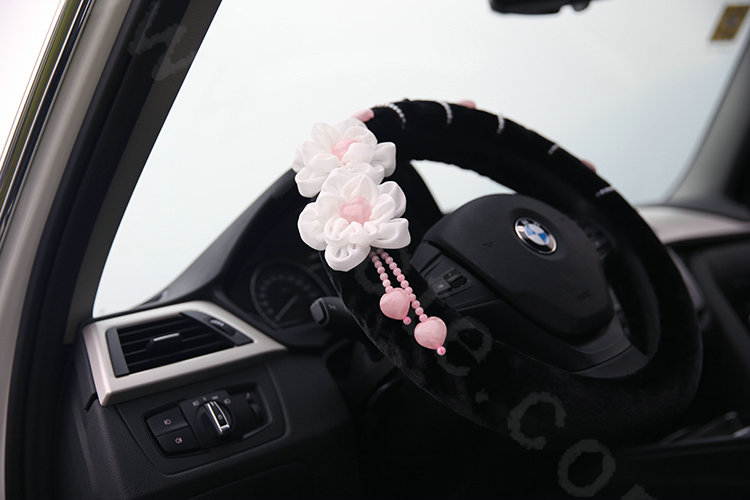 Princess Flower Powder Crystal Genuine Wool Auto Steering Wheel Covers 14 inch 36CM - Black